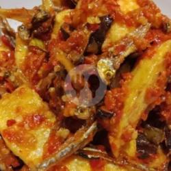 Balado Ikan Asin Bada Putih Pete Kentang