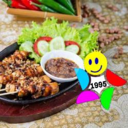 Sate Kambing Full Daging Isi 10