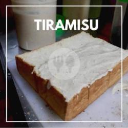 Roti Bakar Tiramitsu