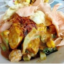 Gado Gado Lontong