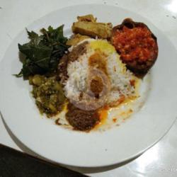 Nasi Tongkol Balado Merah