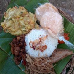 Nasi Uduk Gorengan