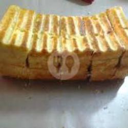 Roti Bakar Kacang Full