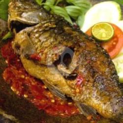 Ikan Mas Penyet