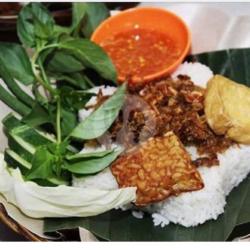 Nasi Uduk Empal Gepuk