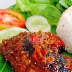 Ayam Bakar Geprek   Nasi