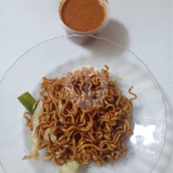 Mie Goreng Sambel Kacang