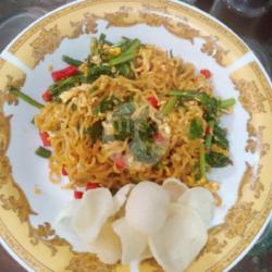 Mie Goreng Pedas Kokom