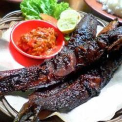 Pecel Lele Bakar