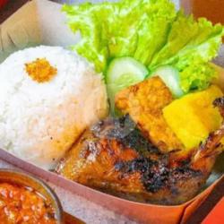 Nasi Ayam Bakar   Tempe Tahu Sambal Geprek