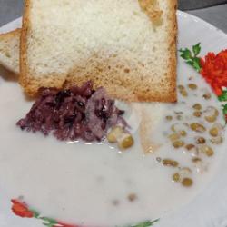 Bubur Kacang Ijo Campur Ketan Item