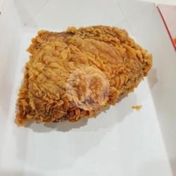 Ayam Kentucky Dada / Paha Atas