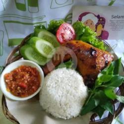 Lalapan Ayam Bakar   Nasi