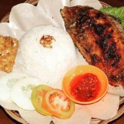 Nasi Nila Bkr   Tempe Free Es Teh Manis