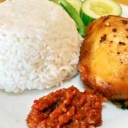 Nasi Paket Ayam Goreng/ Pedas Manis