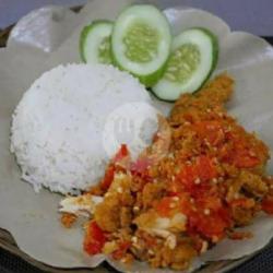 Nasi Ayam Crispy   Tahu Tempe