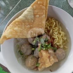 Baso   Mie / Bihun   Tahu   Pangsit Goreng