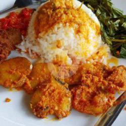 Nasi Jengkol Rendang