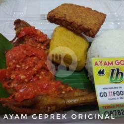 Paket Lengkap Ayam Sambal Geprek Pedas