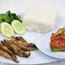 Nasi Lalapan Wader