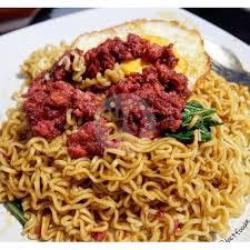 Indomie Goreng Telor Kornet Keju