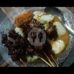 Lontong Sayur   Sate Kronyos