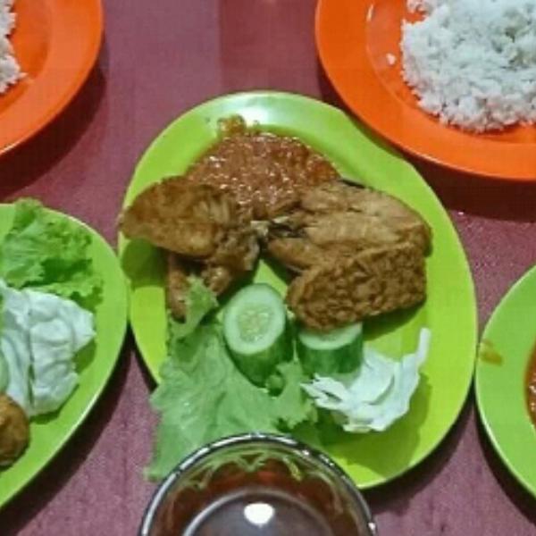 pecel ayam/lele pak sukemi GoFood