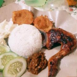 Paket Komplet Ayam Presto Bakar,