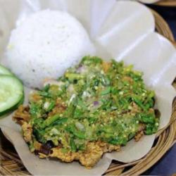 Nasi Ayam Paha Atas Goreng Lombok Ijo Tahu/tempe