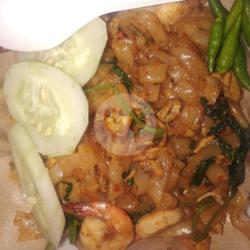 Kwetiau Goreng Kangkung Seafood