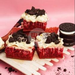 Redvelvet Cream Cheese Oreo