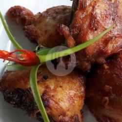 Ayam Goreng Lunak Dada Besar