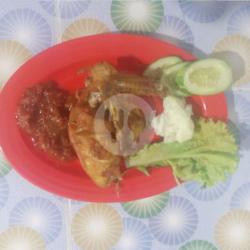 Pecel Ayam Dada