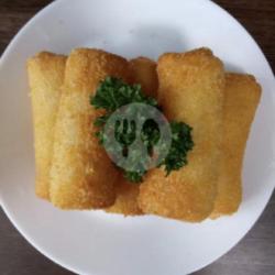 Risol Smoked Beef Mayo   Saos Sambel (isi 1pc)