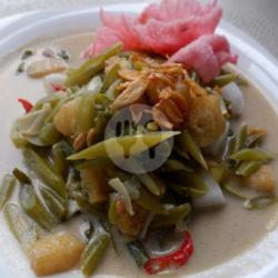 Lontong Tauco