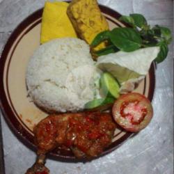 Nasi, Ayam Penyet Sambal Jahe, Tahu, Tempe