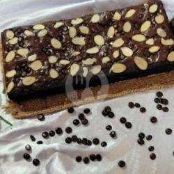 Fudgy Brownies Almond Chocochip