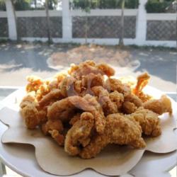 Lalapan Kulit Ayam Crispy