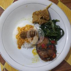 Nasi  Ikan Tongkol Balado