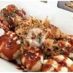 Takoyaki Isi Keju Lumer