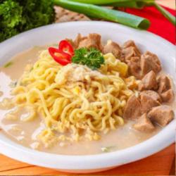 Mie White Curry Bakso Pangsit