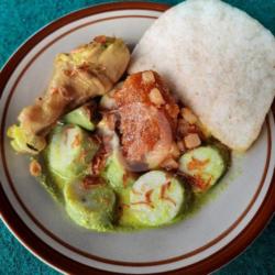 Lontong Opor   Paha Bawah