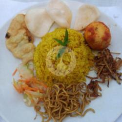 Nasi Bagadang Telur Bulat Saos Balado