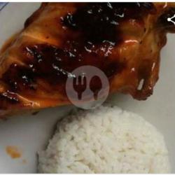 Dada Bakar Nasi Lalapan Sambel