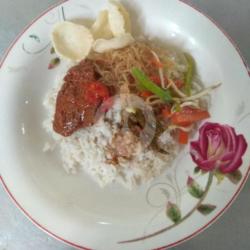 Nasi Gurih Daging Sapi Rendang