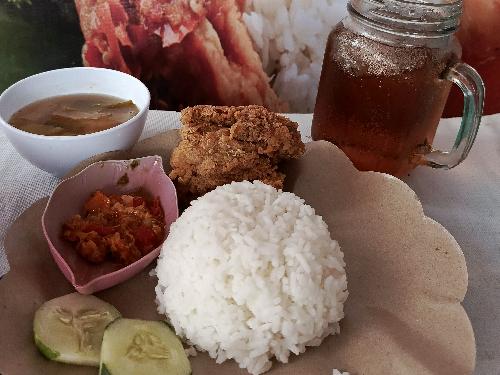 AYAM GEPREK ALZA