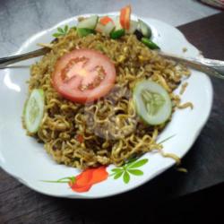 Mie Goreng Ayam Bakso Sosis/spesial