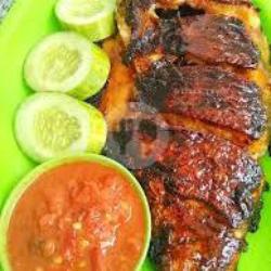 Ikan Gurame Bakar Sambal Kecap