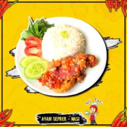 Paket Ayam Geprek Kumplit