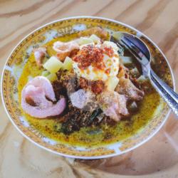 Lontong Medan   Rendang